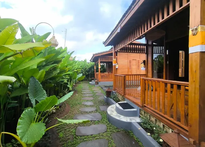 Nugraha House *