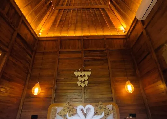 Nugraha House ウブド