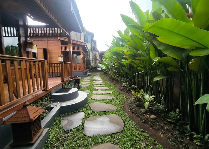 Nugraha House ゲストハウス *