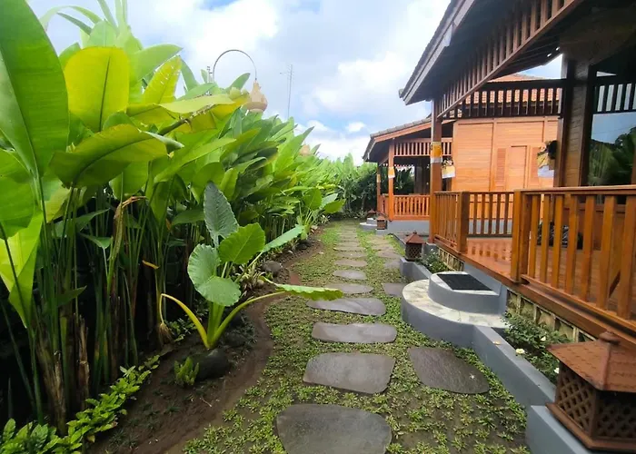 Nugraha House ウブド