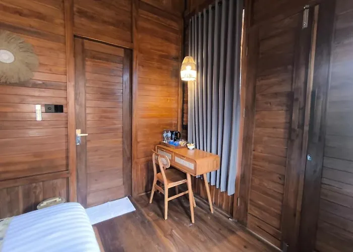 Nugraha House ゲストハウス