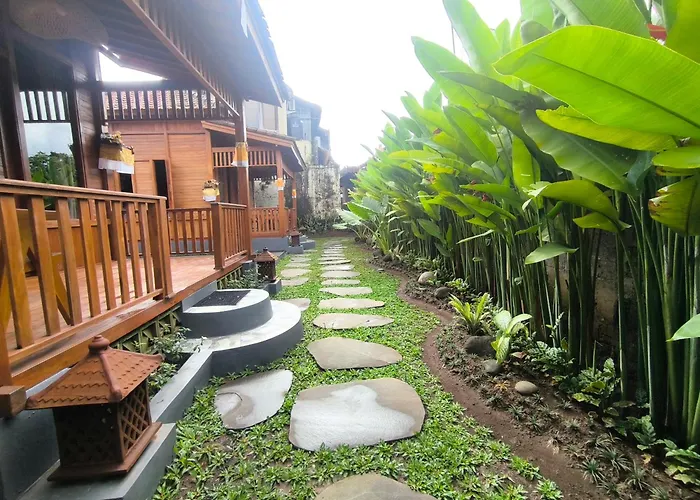 ゲストハウス Nugraha House ウブド